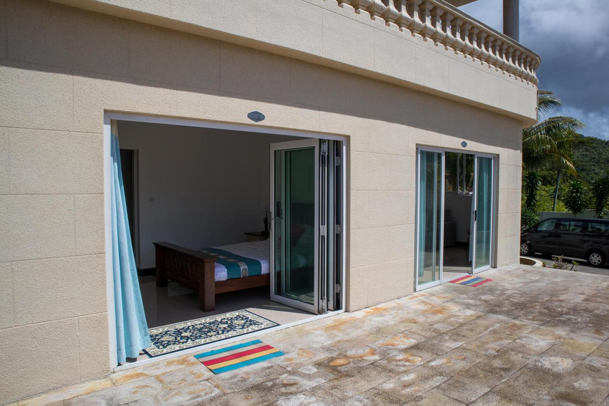 Amanda Villa - Best Value Mountain Top Inn Au Cap Екстер'єр фото