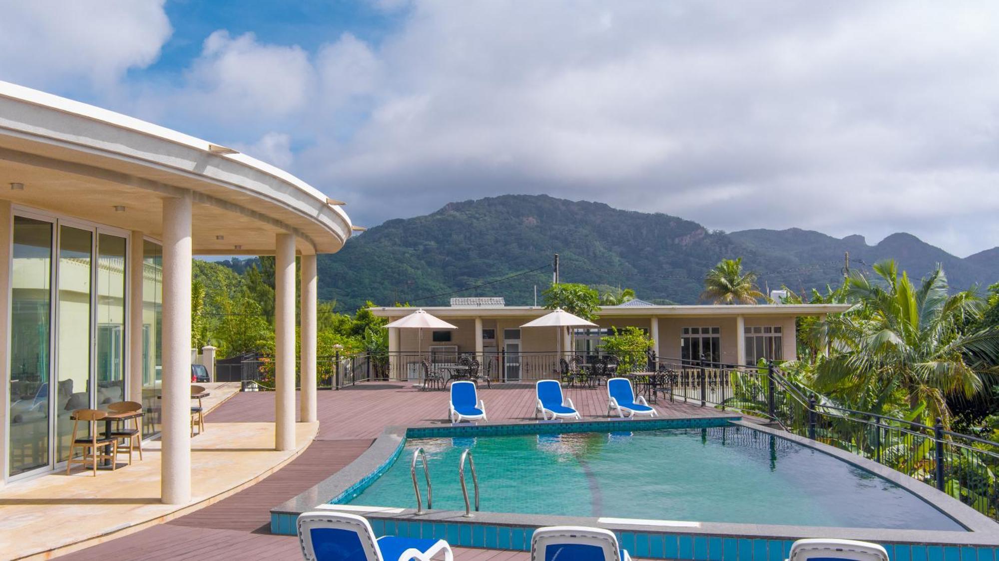 Amanda Villa - Best Value Mountain Top Inn Au Cap Екстер'єр фото