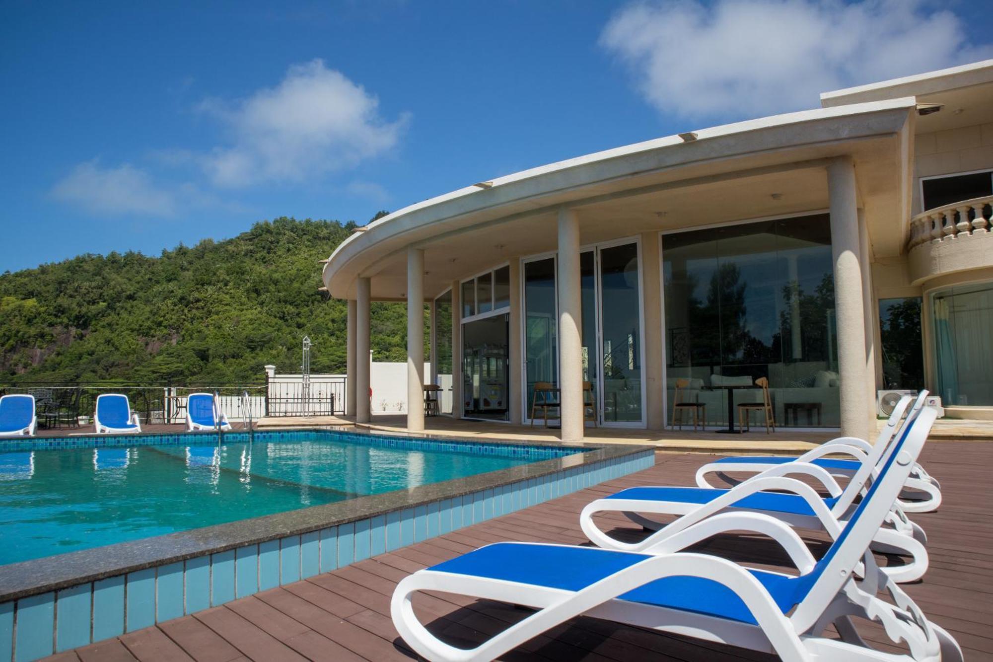Amanda Villa - Best Value Mountain Top Inn Au Cap Екстер'єр фото