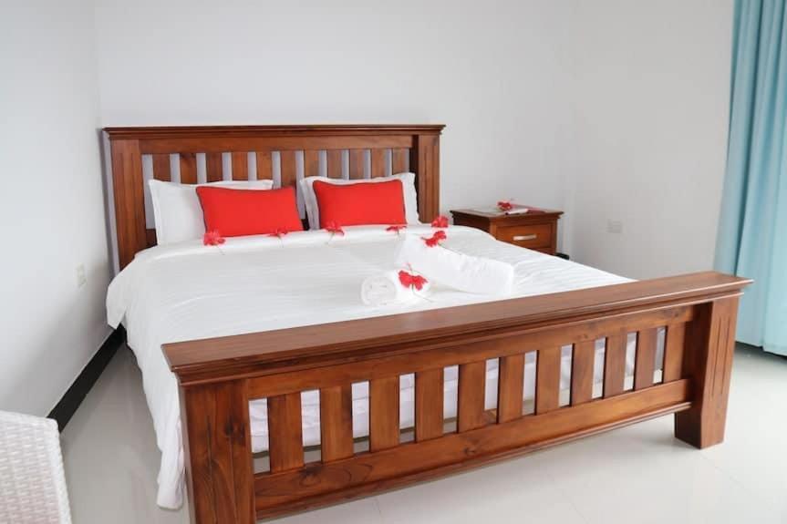 Amanda Villa - Best Value Mountain Top Inn Au Cap Екстер'єр фото
