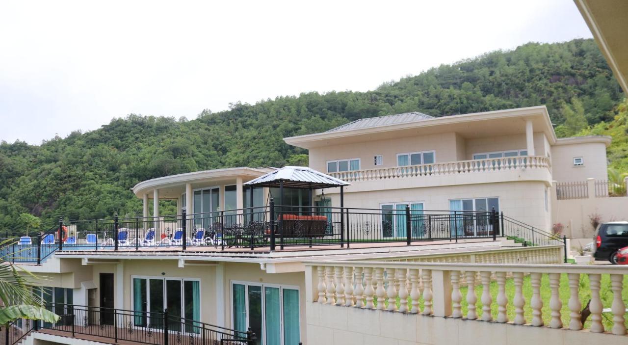 Amanda Villa - Best Value Mountain Top Inn Au Cap Екстер'єр фото