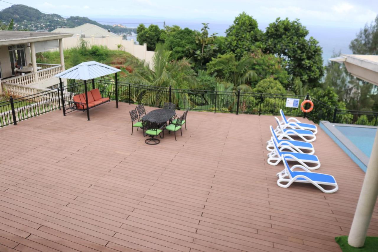 Amanda Villa - Best Value Mountain Top Inn Au Cap Екстер'єр фото
