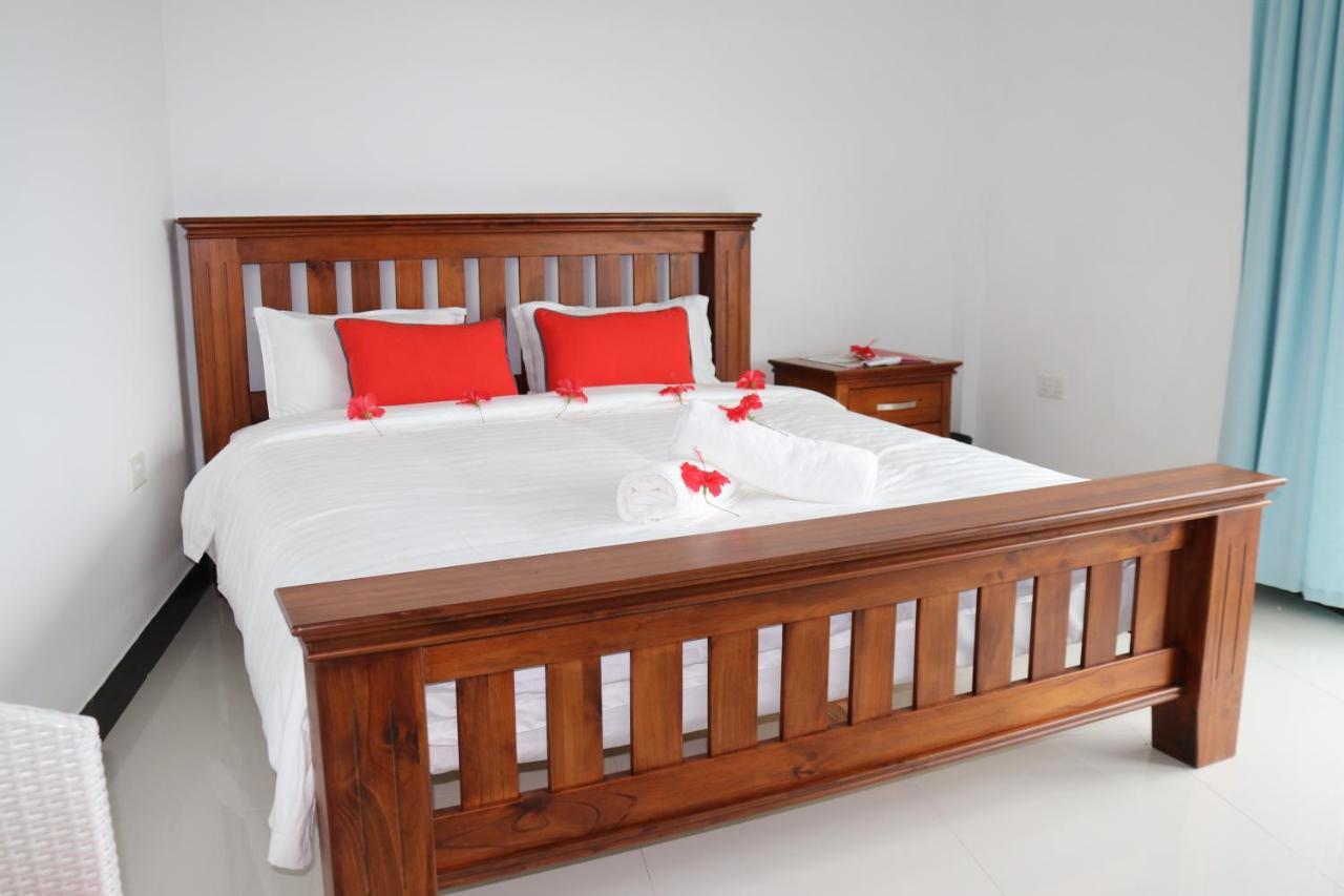 Amanda Villa - Best Value Mountain Top Inn Au Cap Екстер'єр фото